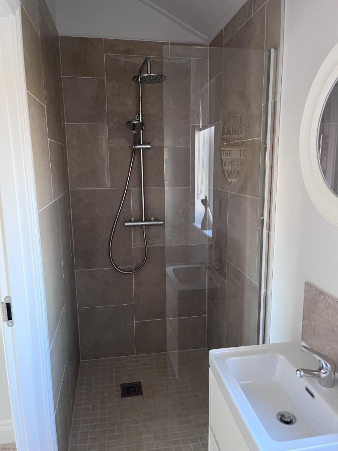 The Lake House At The Bay Filey, Sleeps 4, 1 Dog Welcome For Free Too מראה חיצוני תמונה
