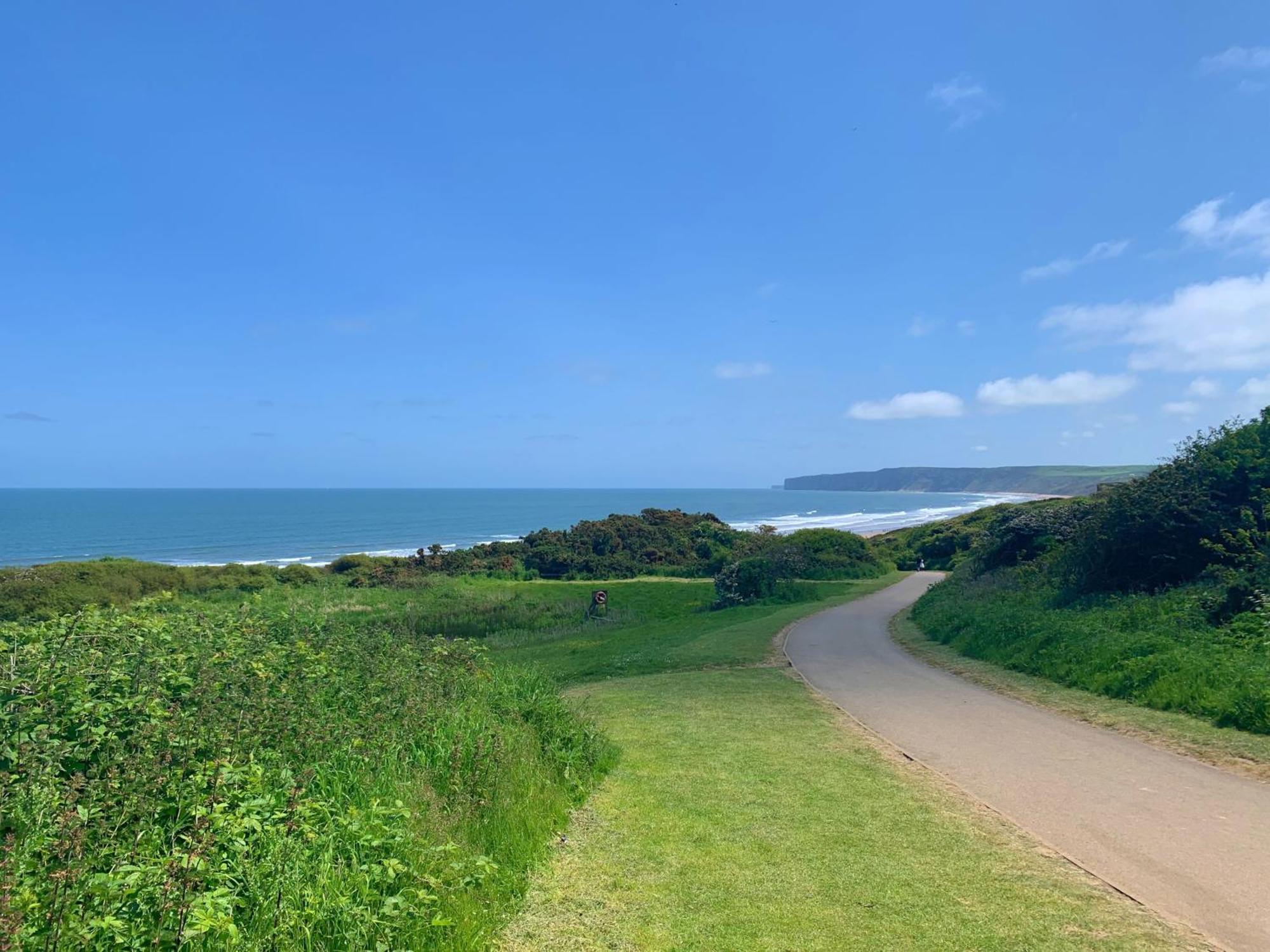 The Lake House At The Bay Filey, Sleeps 4, 1 Dog Welcome For Free Too מראה חיצוני תמונה